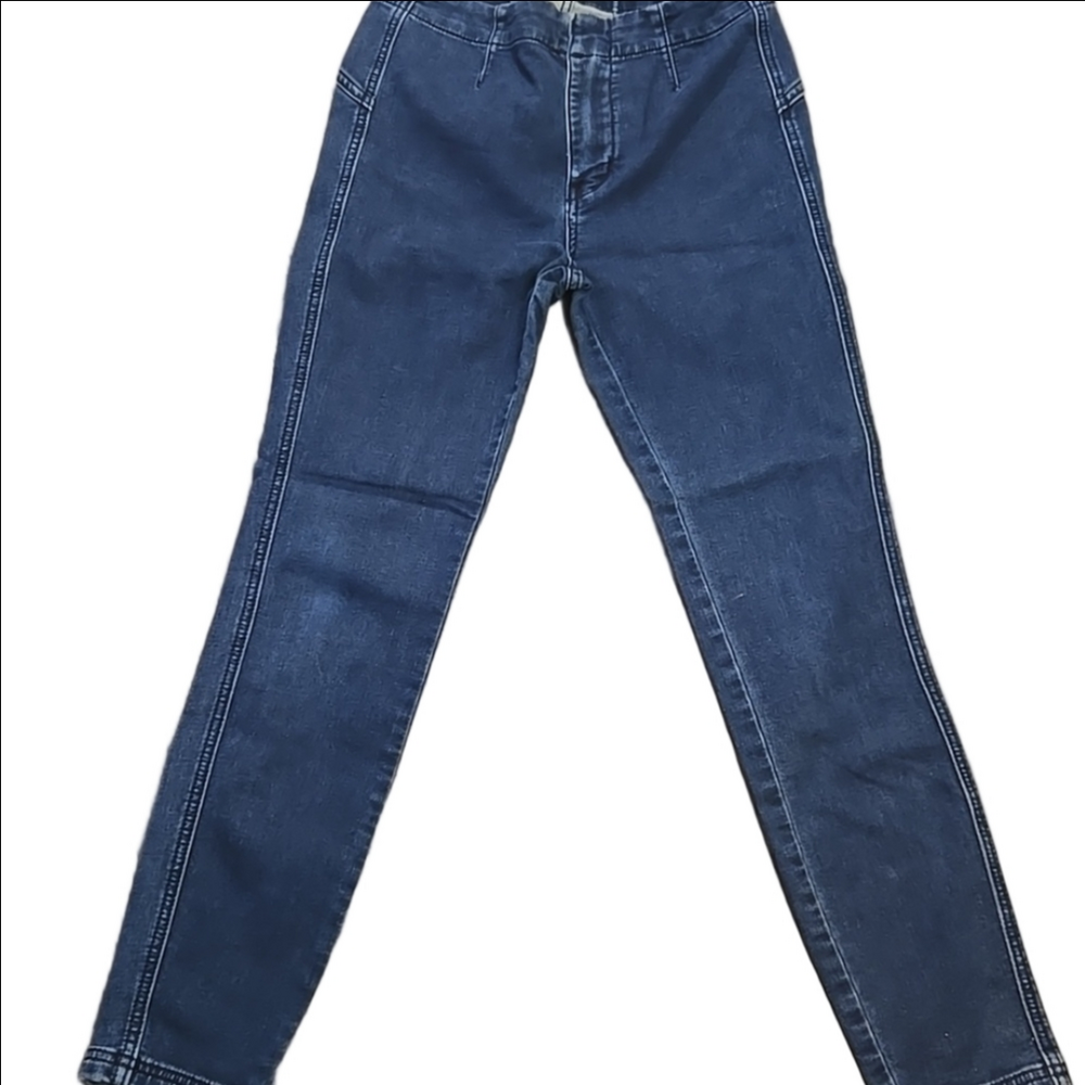 ♡Free People Skinny Jeans Size 27